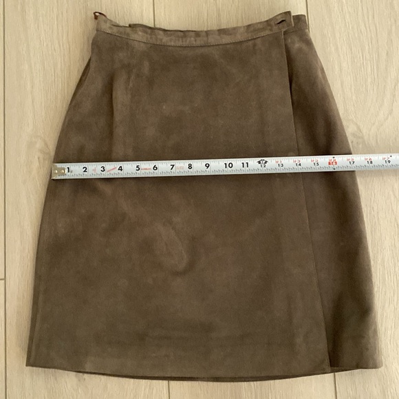 Grey Suede Skirt - Picture 10 of 10
